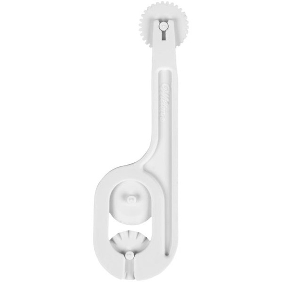 Wilton Roller/Cutter/Mat Fondant Tool Set - 3 pcs - Picture 15 of 15